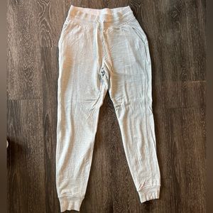 Grey lululemon joggers